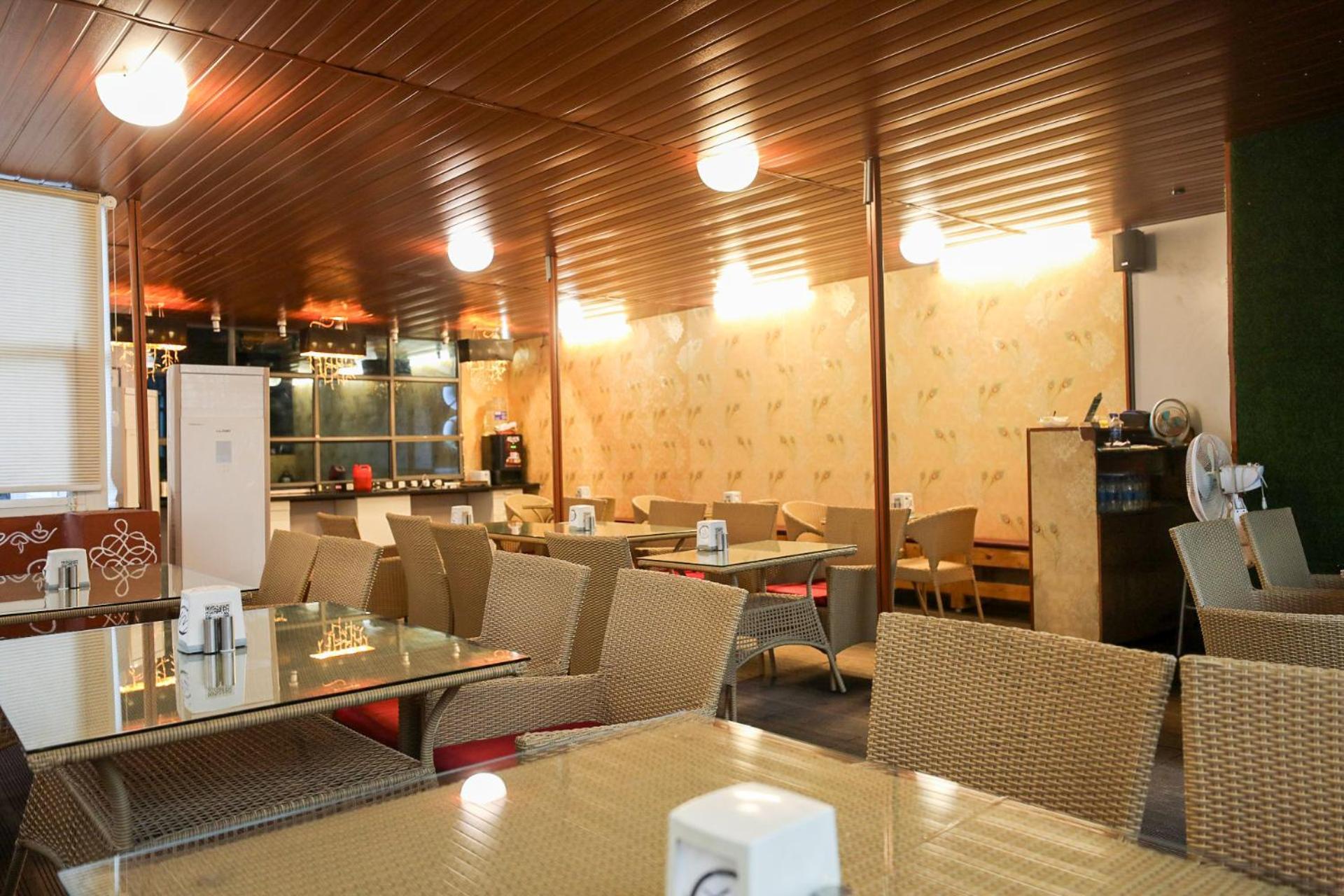 Hotel White Fields Hitec City, Hyderabad Bagian luar foto