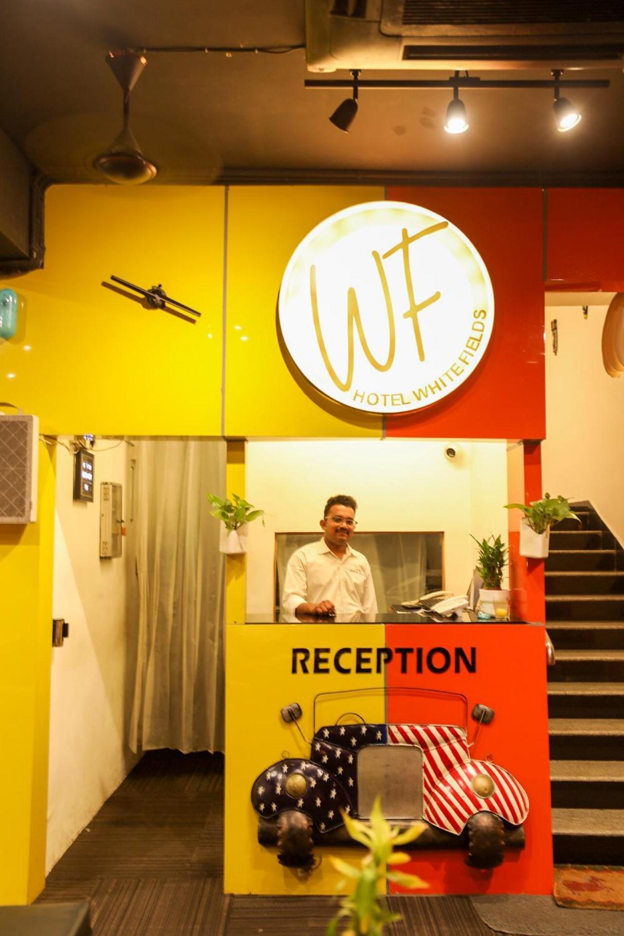 Hotel White Fields Hitec City, Hyderabad Bagian luar foto